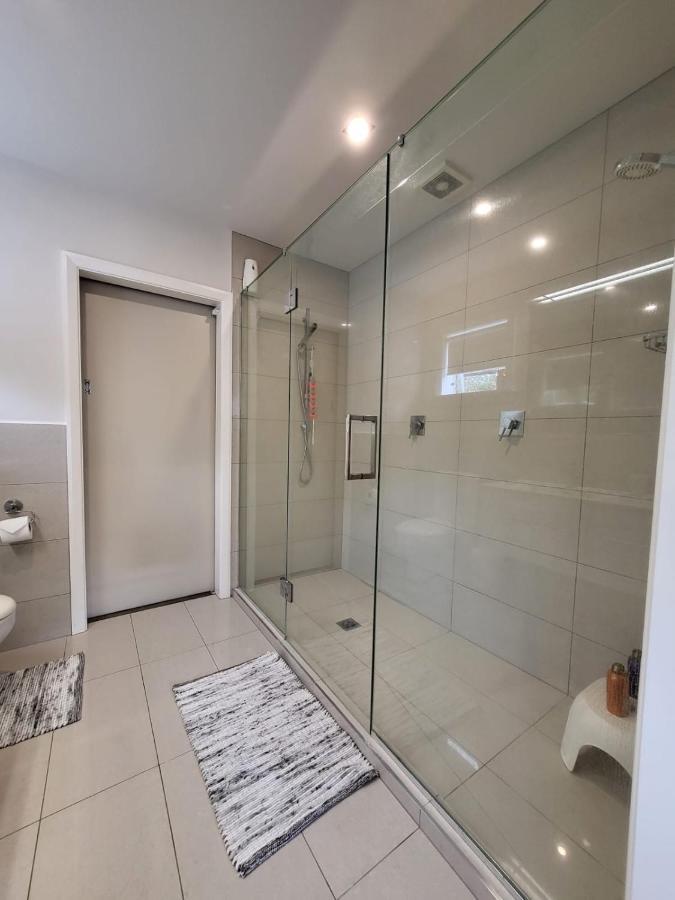 The Perfect Getaway For Two In A Large Suite Whanganui Zewnętrze zdjęcie